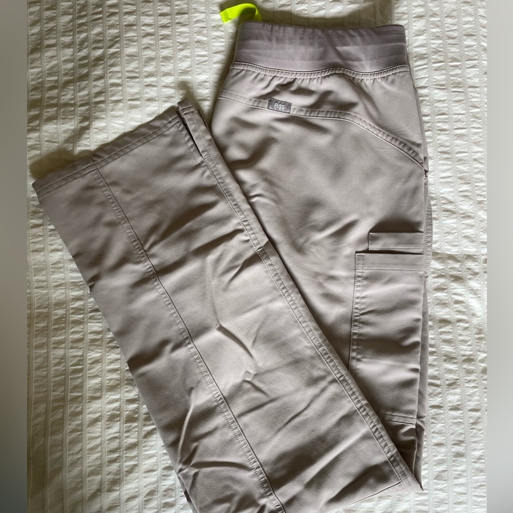 Figs Kade scrub pant sz MT color slate